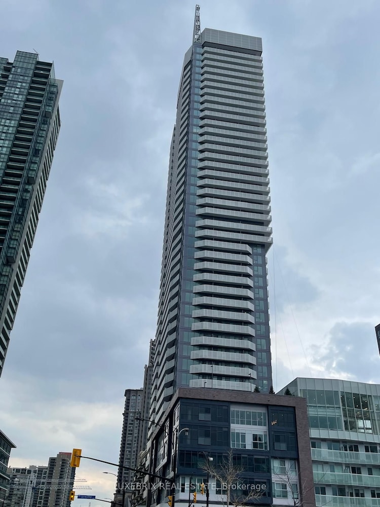 4065 Confederation Pkwy, Mississauga, Ontario, City Centre