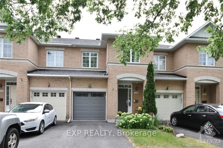 246 BERRIGAN Dr, Barrhaven, Ontario, 7706 - Barrhaven - Longfields