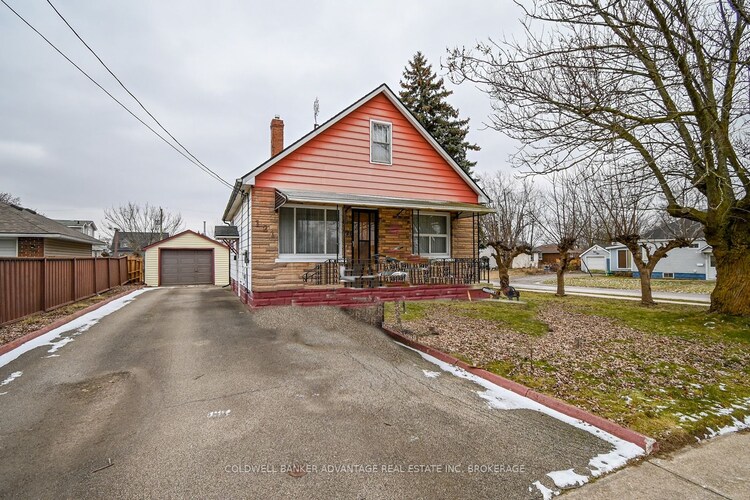 121 St. Augustine Ave, Welland, Ontario, 772 - Broadway