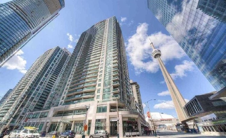 30 Grand Trunk Cres S, Toronto, Ontario, Waterfront Communities C1