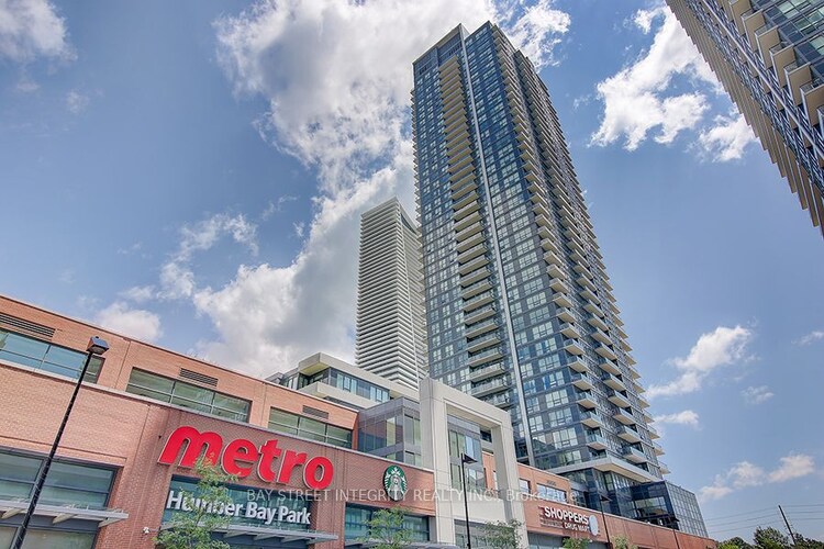 2200 Lakeshore Blvd W, Toronto, Ontario, Mimico