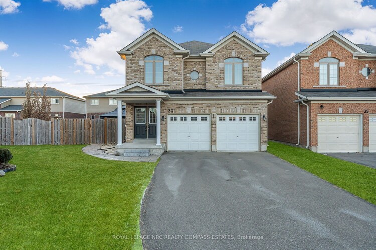 37 Colonel Lyall St, St. Catharines, Ontario, 455 - Secord Woods