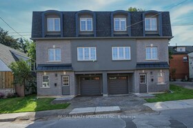 137 PETER St, Hamilton, Ontario