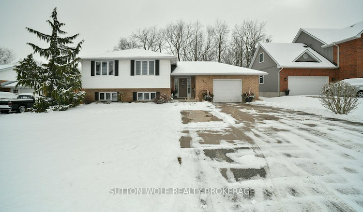 107 Mckellar St, Southwest Middlesex, Ontario, Glencoe