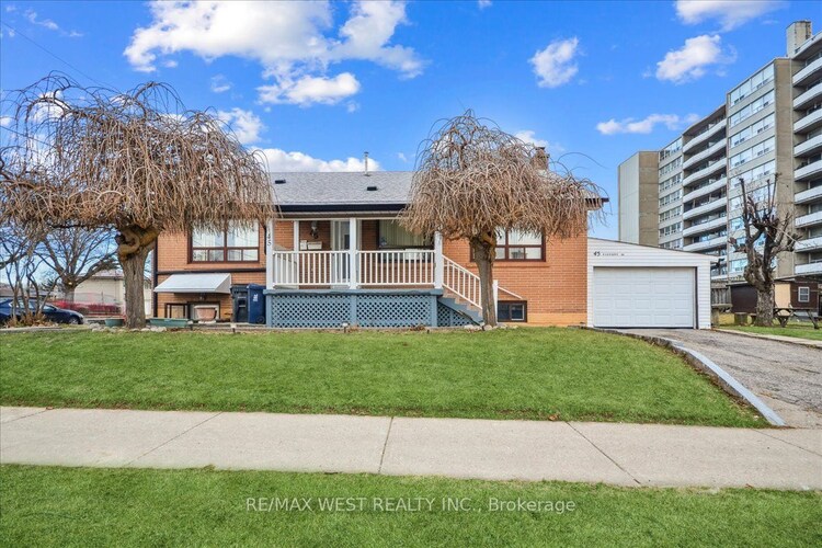 45 Victory Dr, Toronto, Ontario, Downsview-Roding-CFB