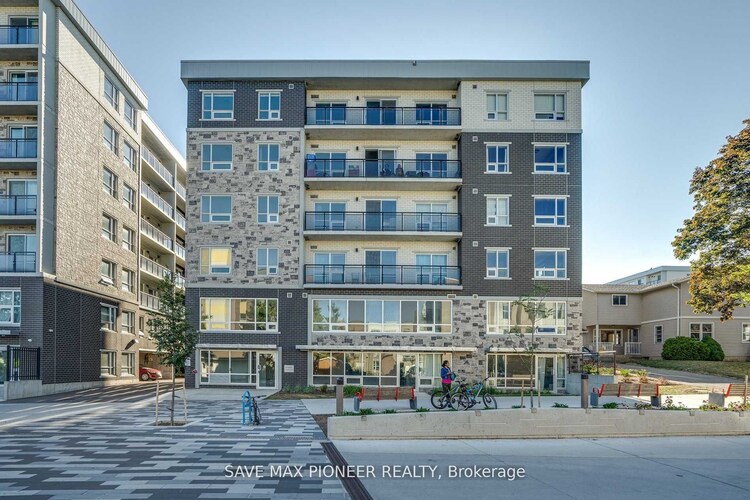 275 Larch St, Waterloo, Ontario, 