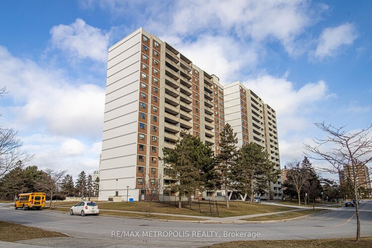 100 Prudential Dr, Toronto, Ontario, Dorset Park