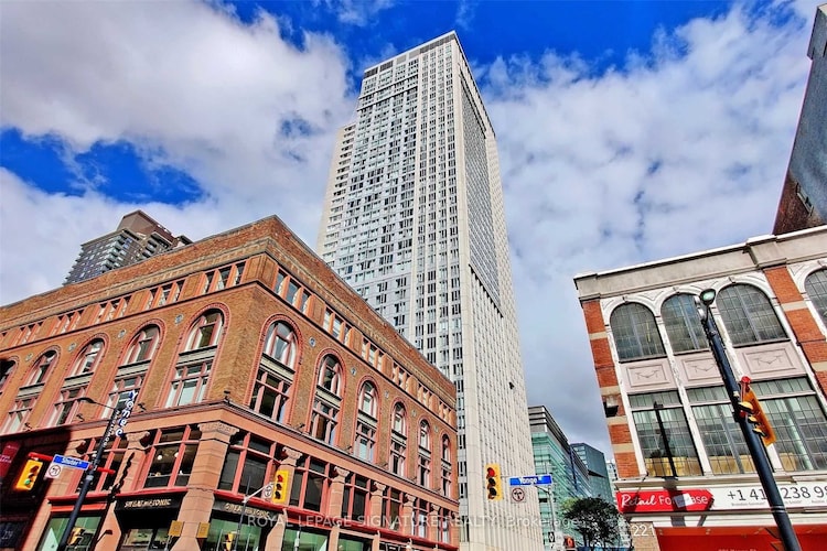 210 Victoria St, Toronto, Ontario, Church-Yonge Corridor