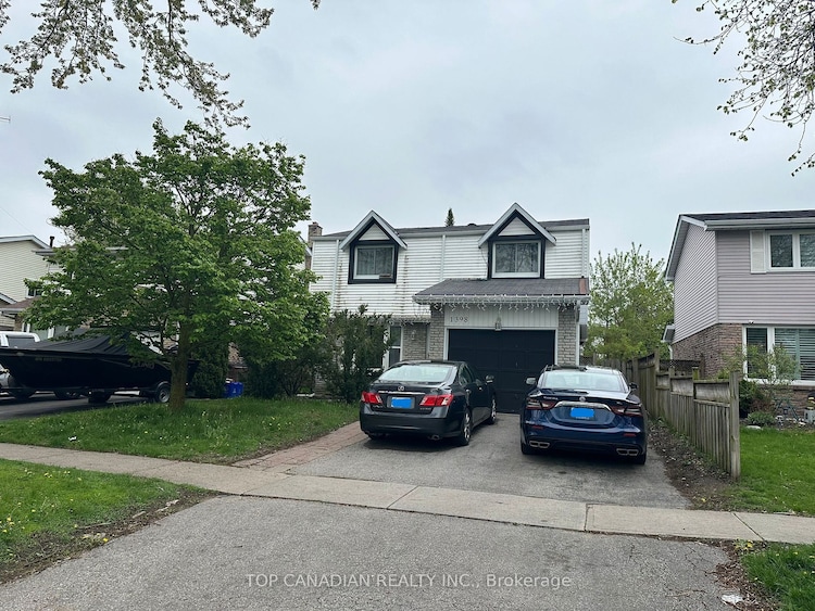 B-1398 Tampa Cres, Oshawa, Ontario, Samac