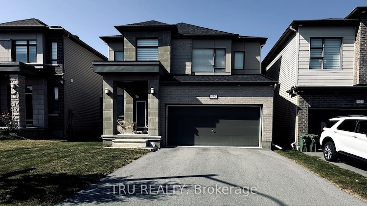 589 Parade Dr, Stittsville - Munster - Richmond, Ontario, 8203 - Stittsville (South)