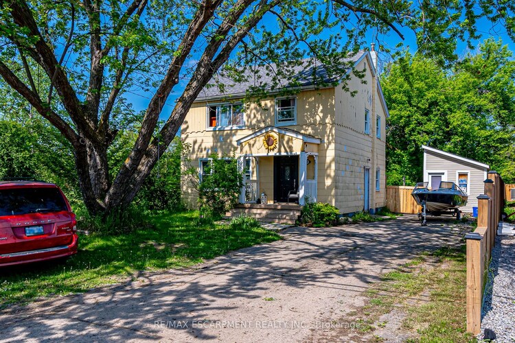 293 Fifty Rd, Hamilton, Ontario, Winona