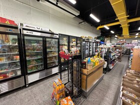 318 Spruce St, Waterloo, Ontario , MLS #X11925899 , Image - 1