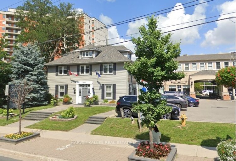 7787 Yonge St, Markham, Ontario, Thornhill