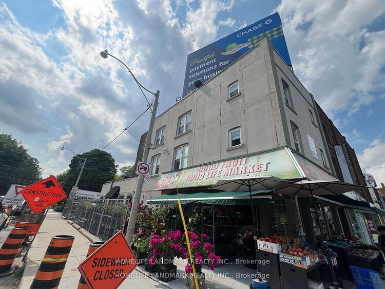 3228 Yonge St, Toronto, Ontario, Lawrence Park North