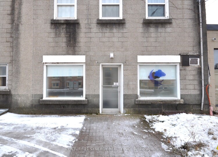 1 William St W, Smiths Falls, Ontario, 901 - Smiths Falls