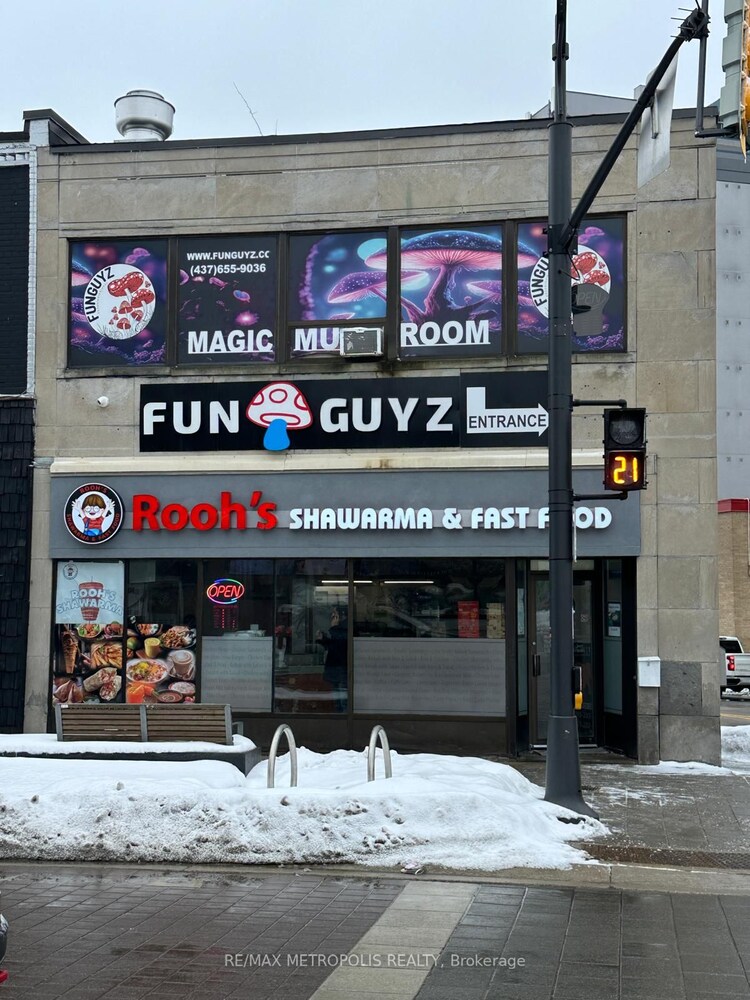 1 Dunlop St E, Barrie, Ontario, City Centre