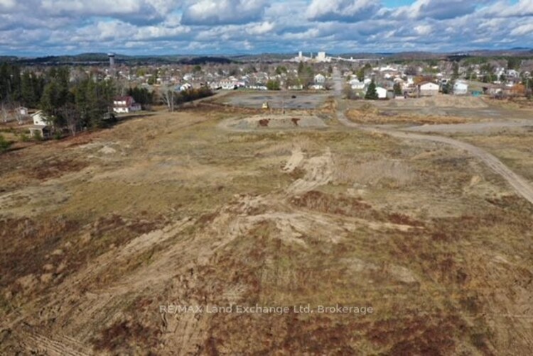 375 Queensway Ave, Espanola, Ontario, 