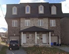 12A Wedsworth St, Niagara, Ontario