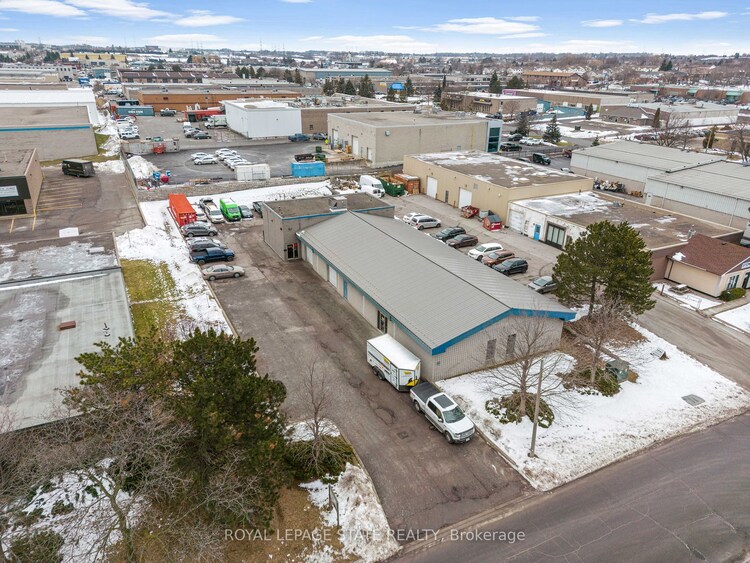 90 Hempstead Dr, Hamilton, Ontario, Rymal