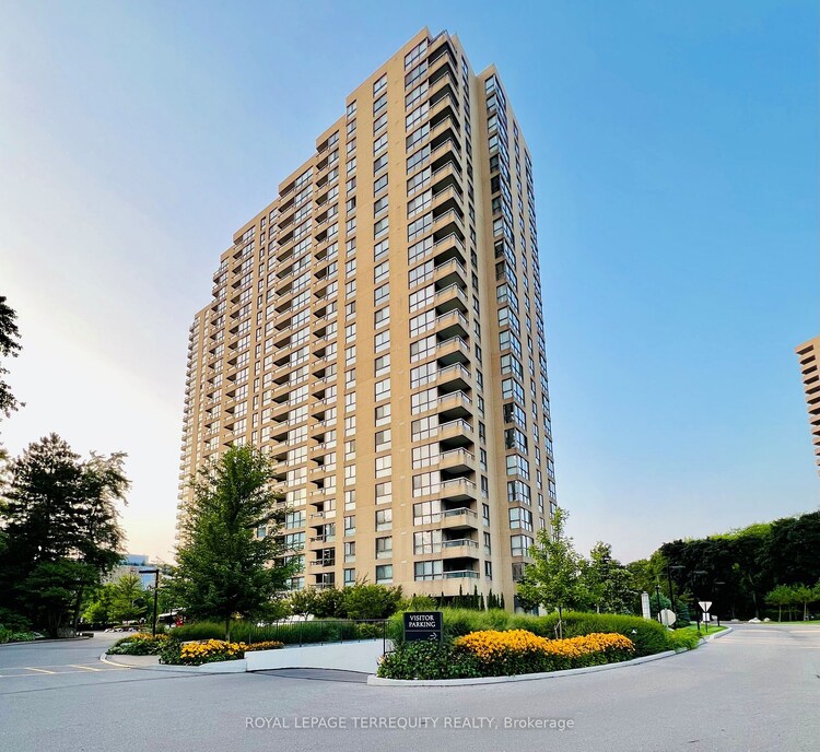 1 Concorde Place, Toronto, ON, Banbury-Don Mills