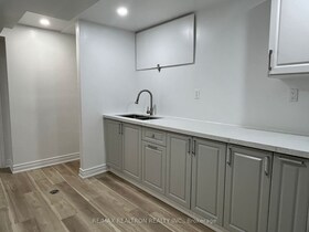 74 Lincoln Green Drive, York, ON , MLS #N11938483 , Image - 1