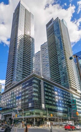 55 Bremner Boulevard, Toronto, ON , MLS #C11939854 , Image - 1