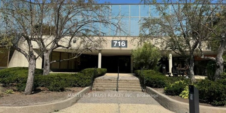 716 Gordon Baker Rd, Toronto, Ontario, Hillcrest Village