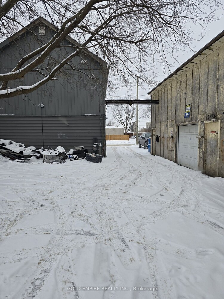 260 Burwell St, London, Ontario, East K