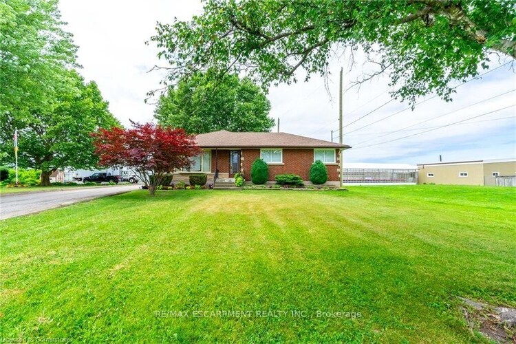 220 READ Rd, St. Catharines, Ontario, 