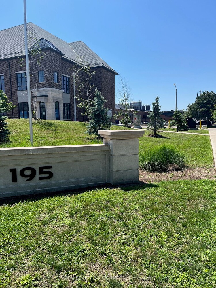 195 Norseman St, Toronto, Ontario, Islington-City Centre West