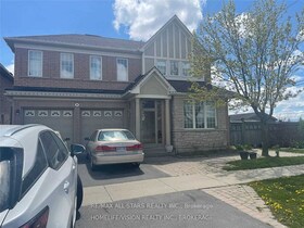 21 Hayfield Cres, York, Ontario