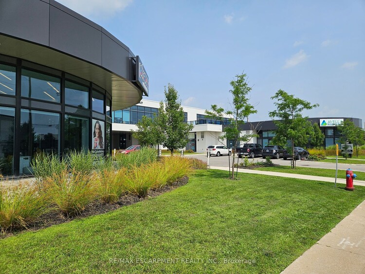 5045 Mainway, Burlington, Ontario, Uptown