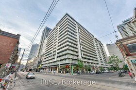 111 Elizabeth St N, Toronto, Ontario