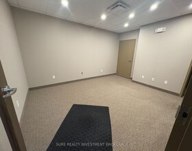 725 Bridge St W, Waterloo, Ontario , MLS #X11955775 , Image - 1