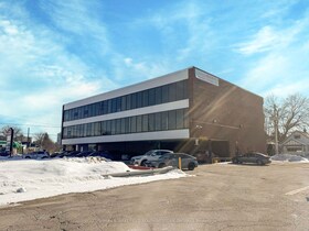 240 Wharncliffe Road N, Middlesex, ON , MLS #X11956335 , Image - 1