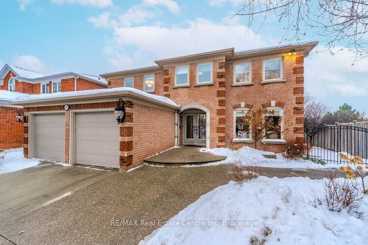 667 Burnett Avenue, Cambridge, ON, 