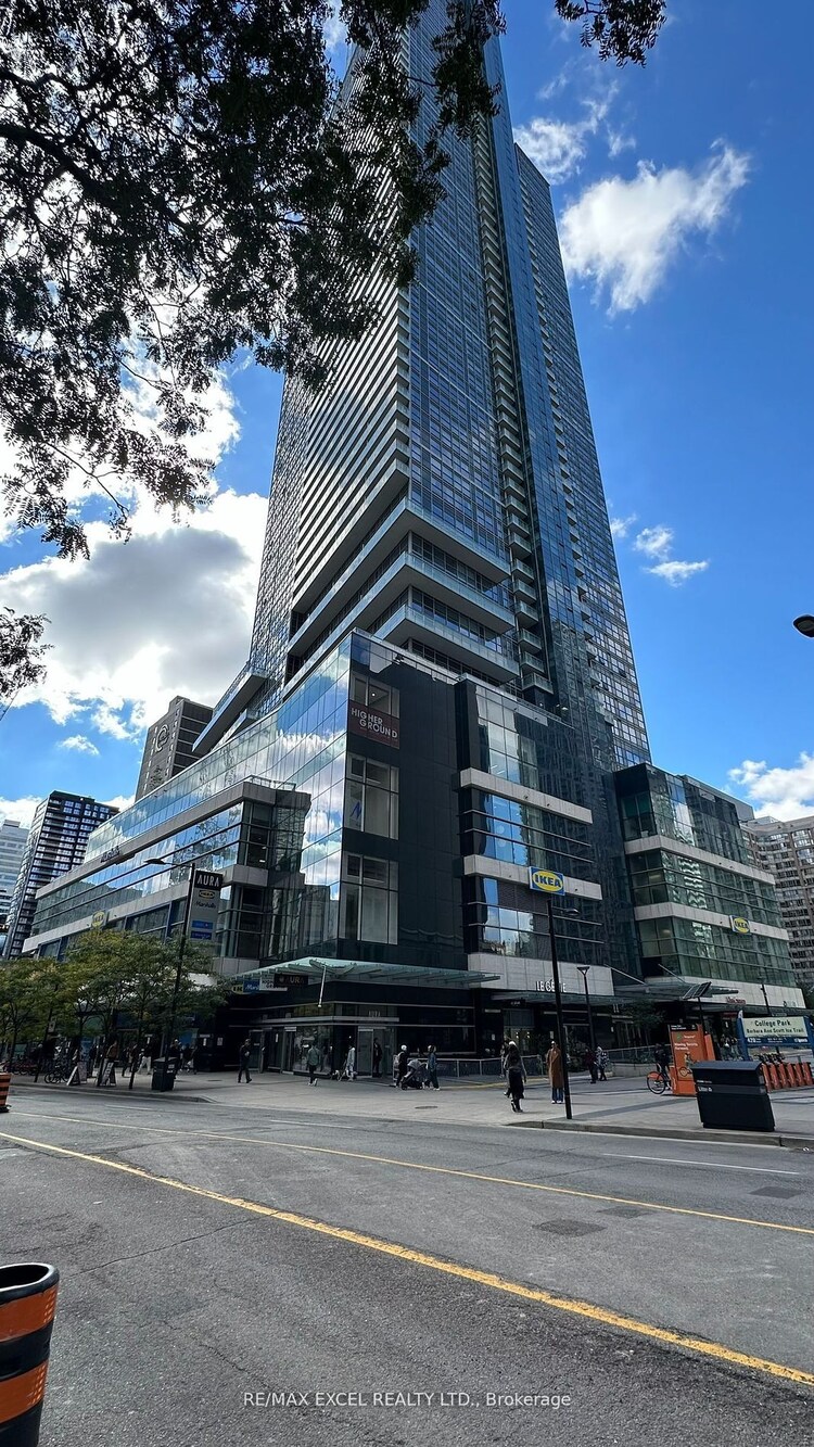 384 Yonge St, Toronto, Ontario, Bay Street Corridor