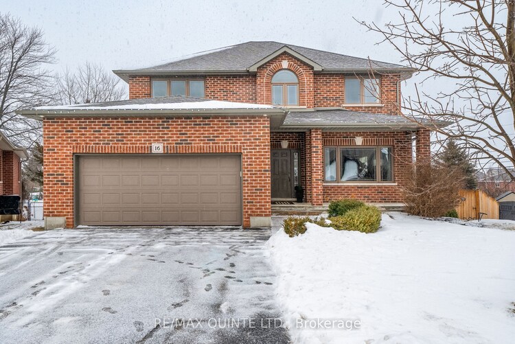 16 Erindale Circle, Belleville, ON, Thurlow Ward