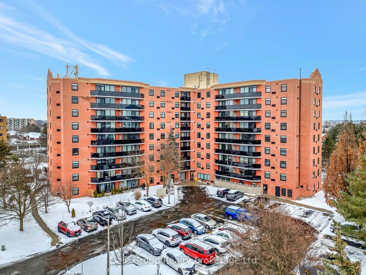 9 Bonheur Court, Brantford, ON, 