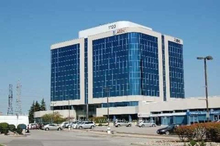 1120 Finch Avenue W, Toronto, ON, York University Heights