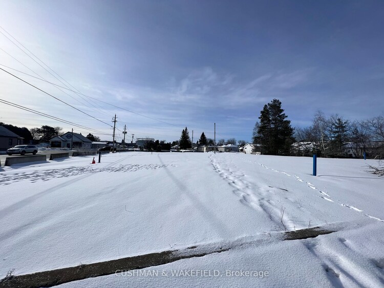 461 Centre St, Espanola, Ontario, 
