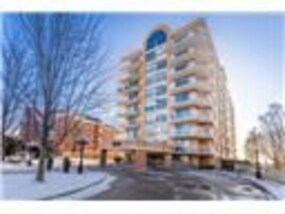 2210 Lakeshore Rd