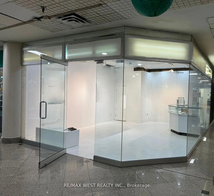 222 Spadina Ave, Toronto, Ontario, Kensington-Chinatown