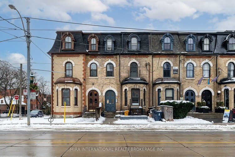 177 Carlton Street, Toronto, ON, Moss Park