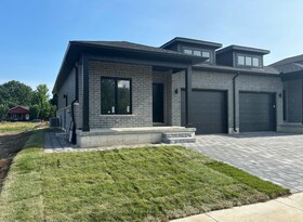 170 Park Street, Huron, ON , MLS #X11969544 , Image - 1
