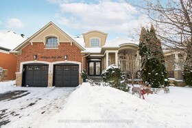 10 Sunrise Ridge Trail, York, ON , MLS #N11970363 , Image - 1