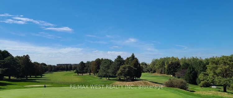 18571 Woodbine Avenue E, East Gwillimbury, ON, Sharon