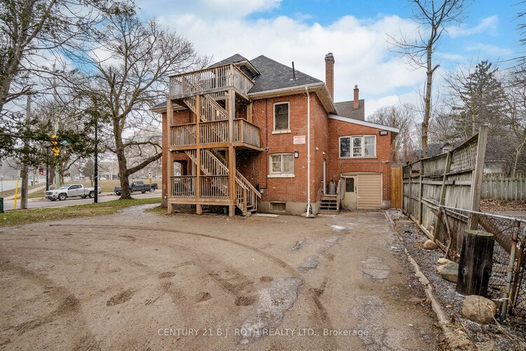 117 TORONTO St, Barrie, Ontario, Queen's Park