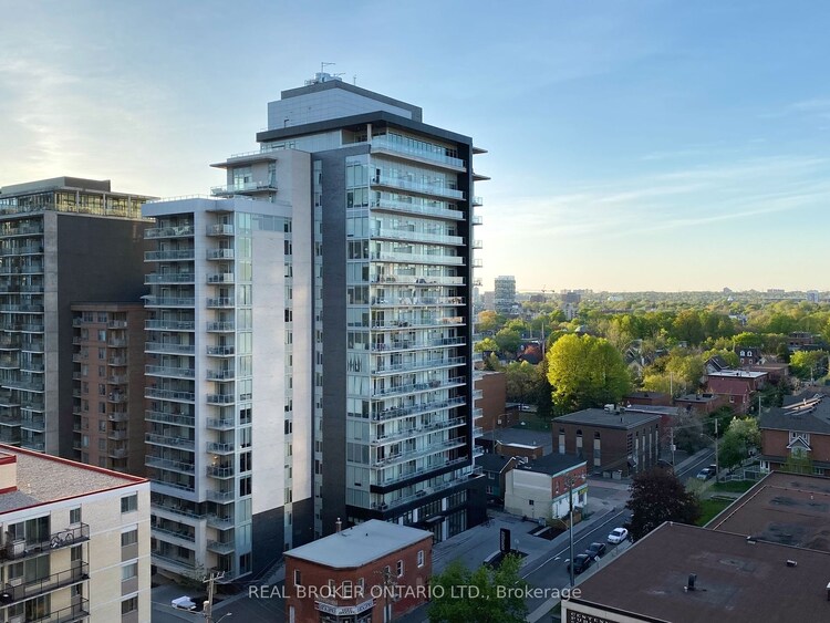 255 BAY St, Ottawa Centre, Ontario, 4102 - Ottawa Centre