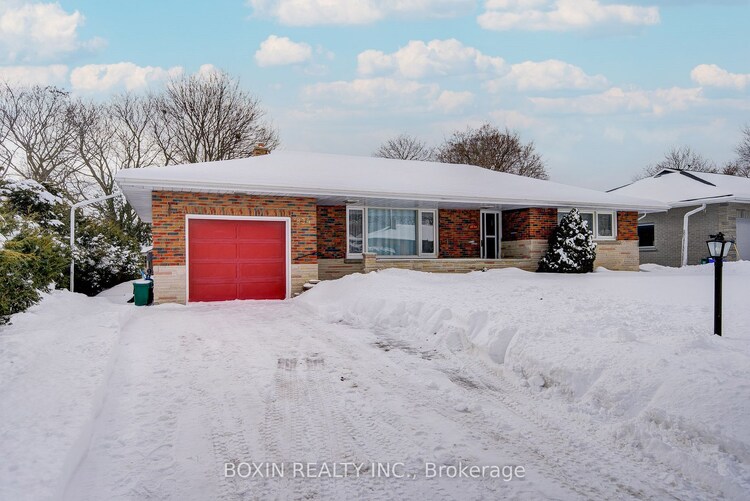 834 Law Street, Oshawa, ON, Centennial